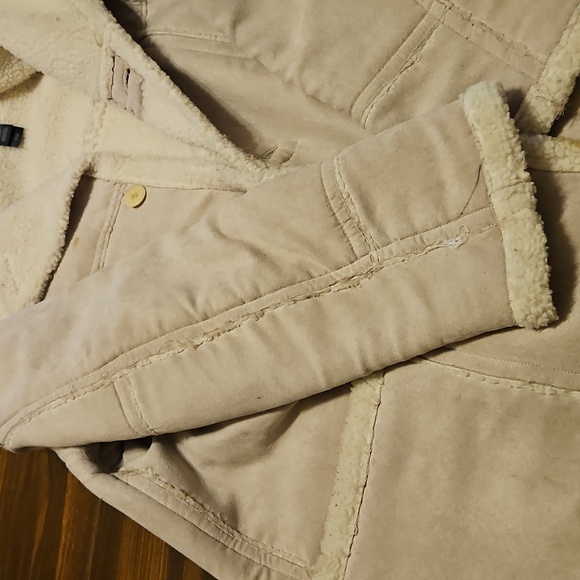 Jacket - Picture 4 of 5